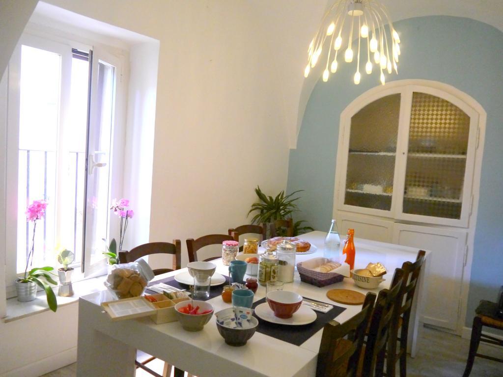 Break And Bed Bed & Breakfast เปรูจา ภายนอก รูปภาพ